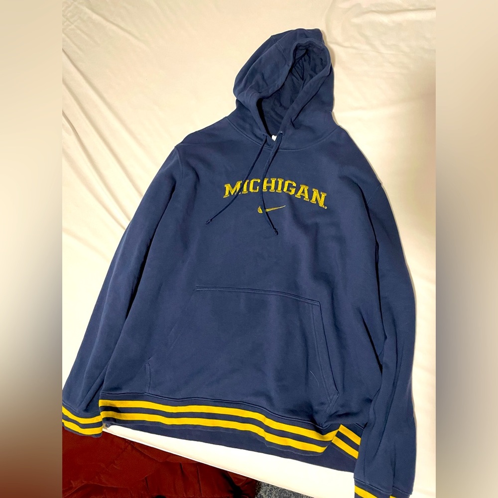 Nike Michigan hoodie
